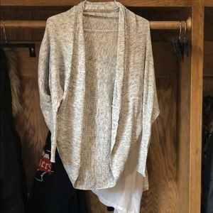 Abercrombie grey cardigan